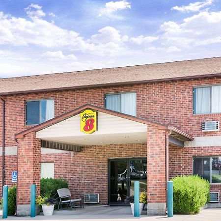 Super 8 By Wyndham Chanute Eksteriør bilde